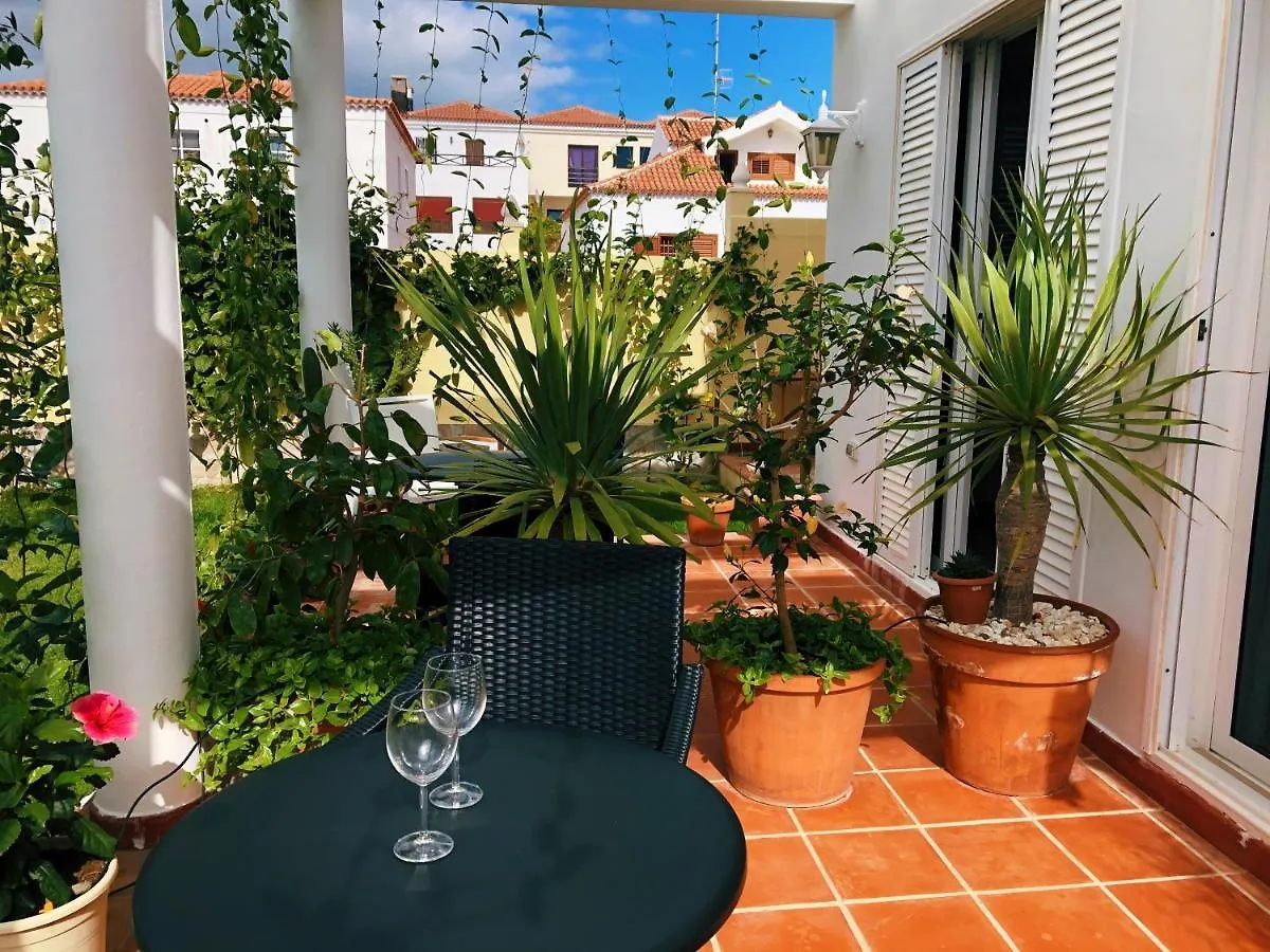קוסטה דל סילנסיו Villa 8 Islas ספרד